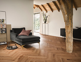 De Supernature PVC-collectie onderscheidt zich door het grootste designaanbod in Digital Print met meer dan 50 unieke planken per decor. Herhaling van patroon is hierdoor nauwelijks of niet waarneembaar. De Supernature Tarkett