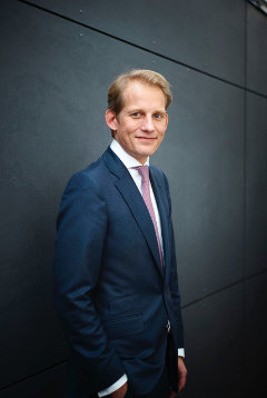 Max von Tippelskirch (Swiss Krono), president van de EPLF, laat weten blij te zijn met de toetreding van Pika Retech. (Foto: Swiss Krono) Max von Tippelskirch SwissKrono Max von Tippelskirch