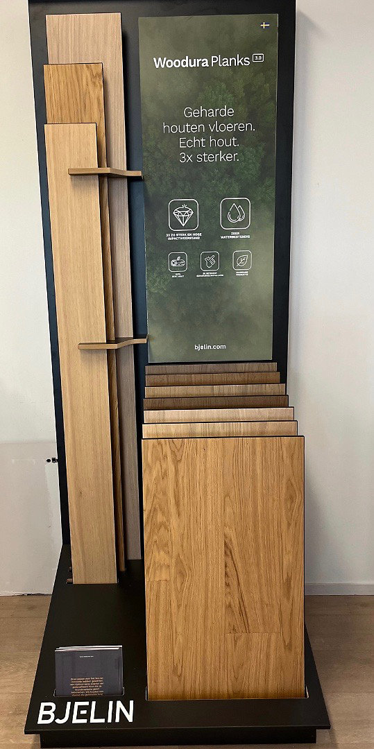 De Woodura 3.0 presentatiedisplay. De Woodura 3.0 presentatiedisplay