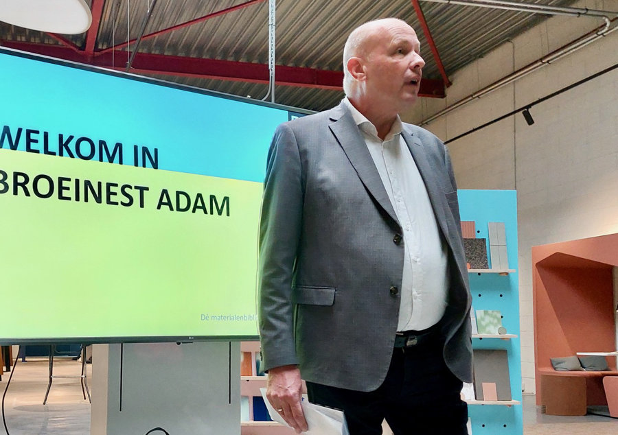 Rob Eijgelsheim heet iedereen van harte welkom op de eerste bijeenkomst van 2026