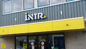 Entree-van-het-hoofdkantoor-van-INTR
